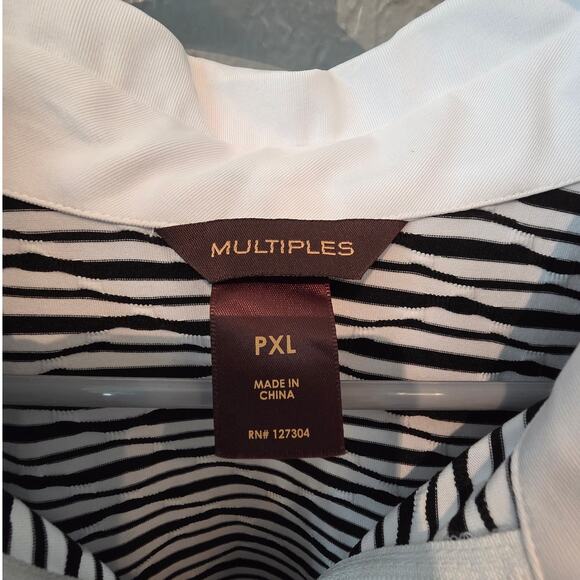 Multiples Black and White Geometric Full Zip Up Jacket/Blouse - PXL - Picture 3 of 9